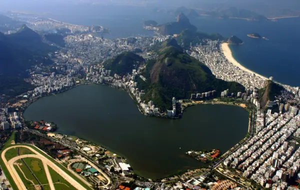Lago Rodrigo de Freitas, Brasile
