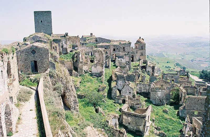 Borghi fantasma delle Apuane, Bergiola di Minucciano