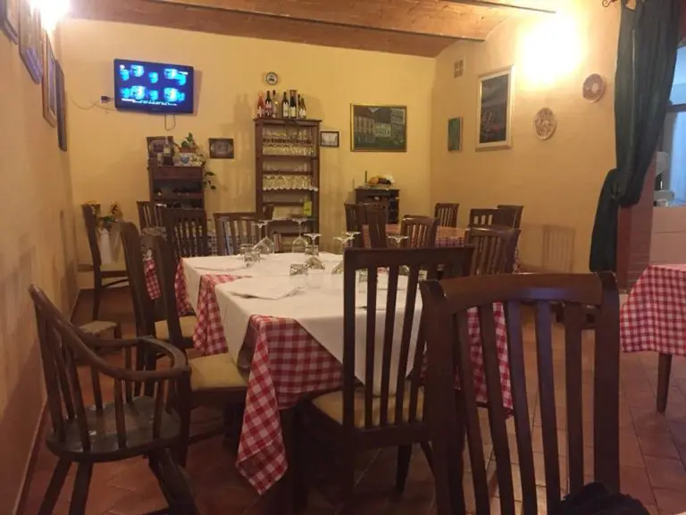 Trattoria degli antichi sapori, ospiti del borgo Lorenzana, Pisa