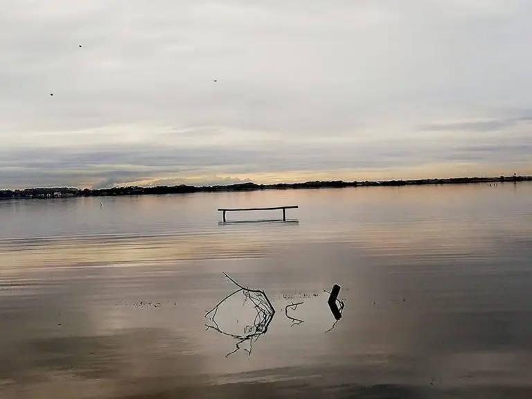 Tramonto sul lago