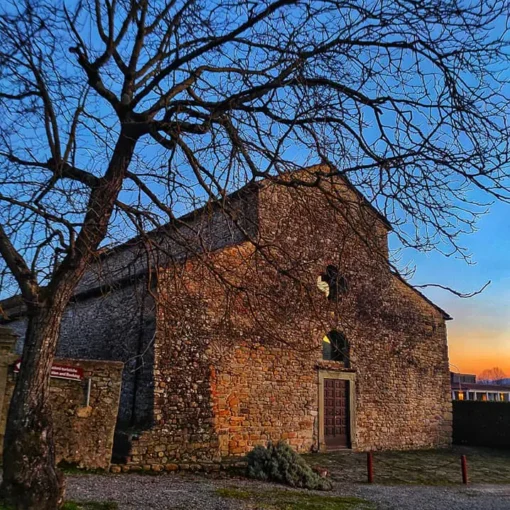 Pieve di Sorano al tramonto