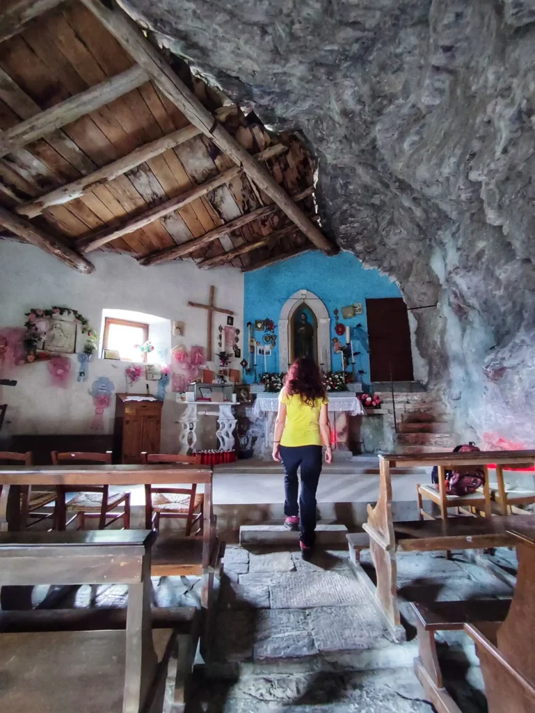 Interno eremo San Viviano
